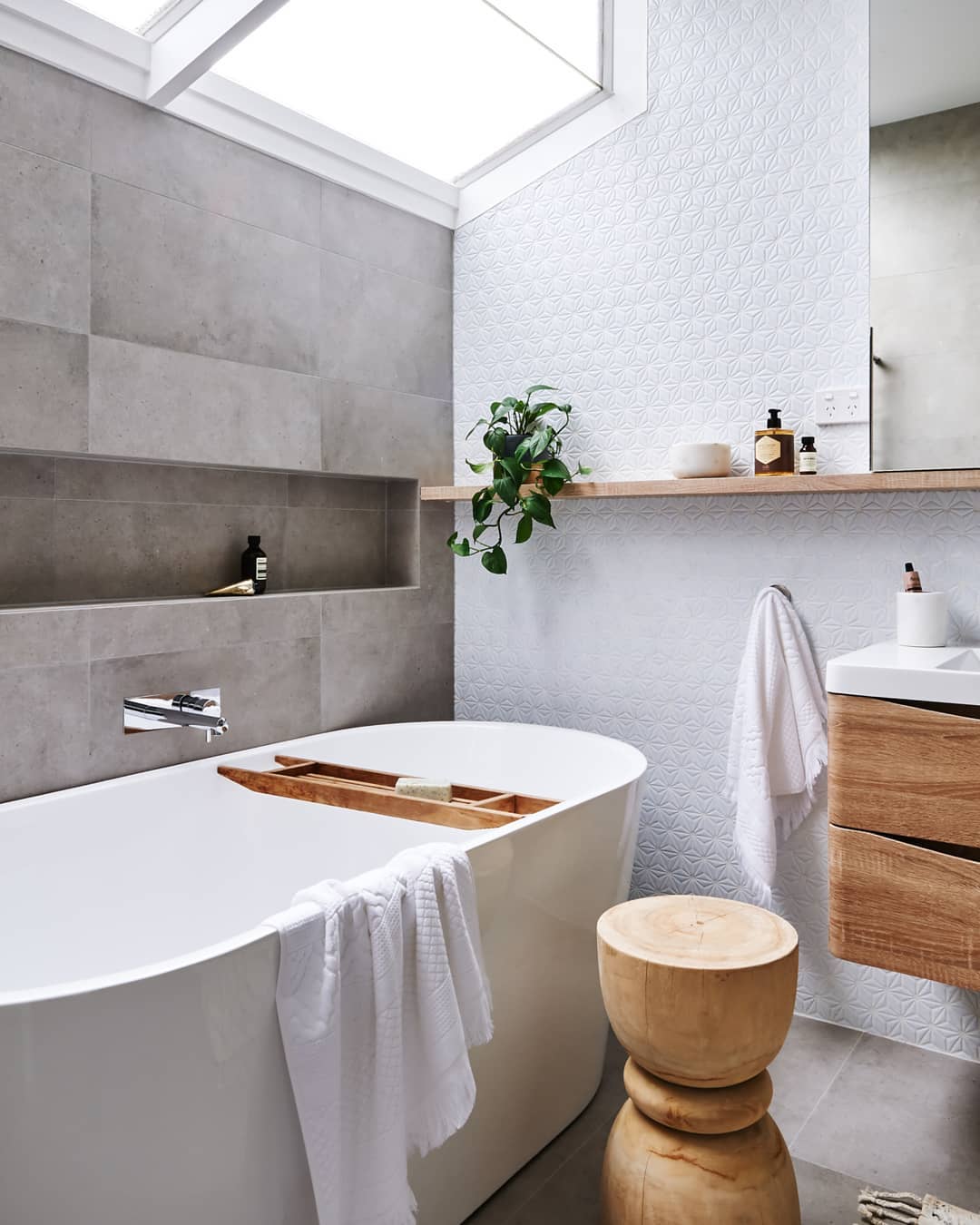 8 tips dan ide dinding kamar mandi minimalis